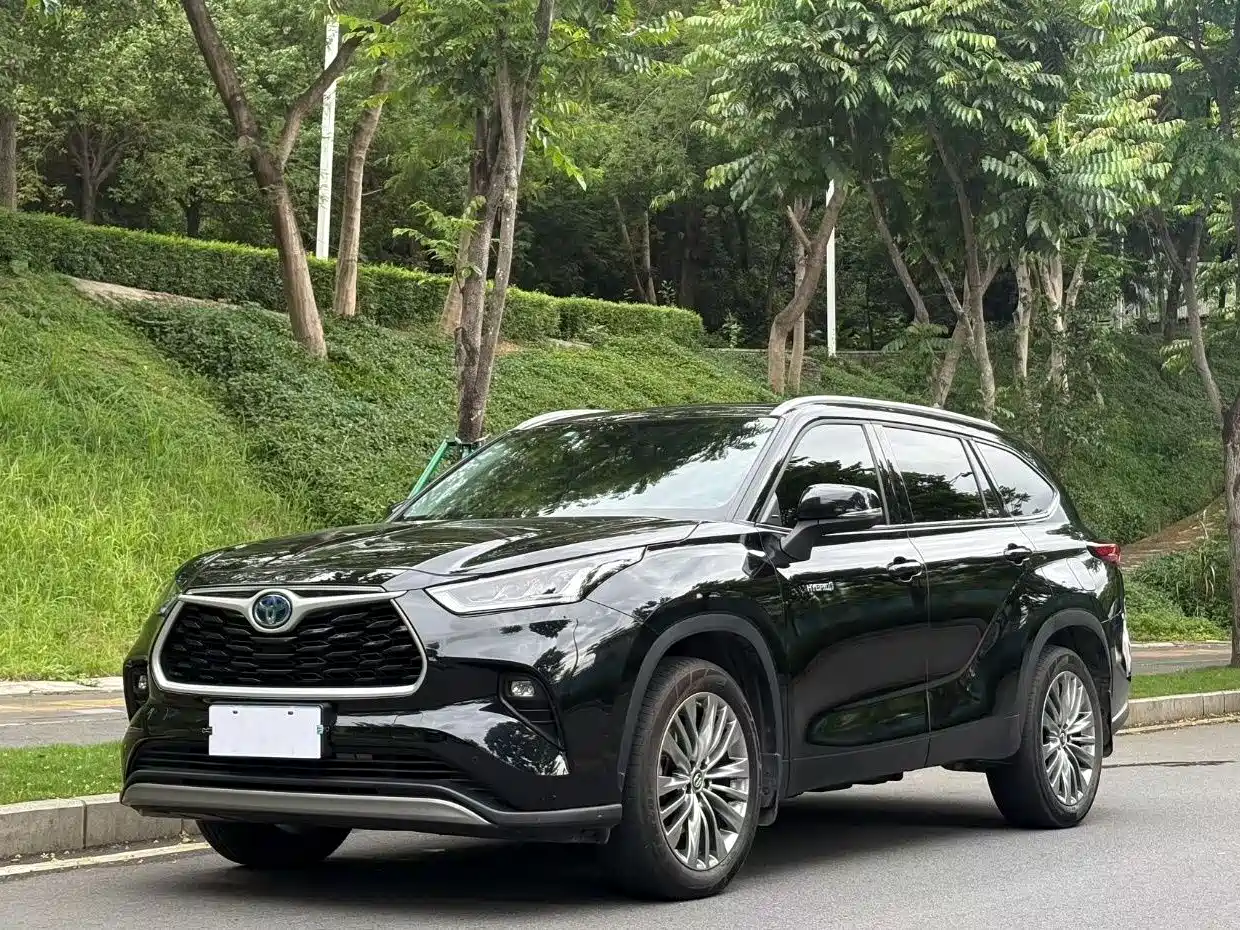 Toyota Highlander 2022 Dual Engine 2.5L 2WD Premium 7-Seater
