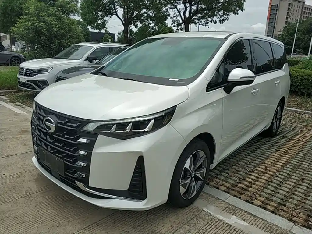 GAC Trumpchi M6 2023 PRO 270T DCT Luxury Edition