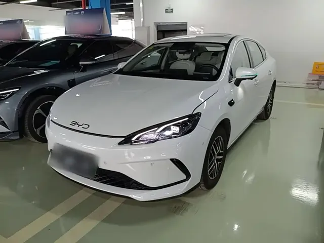 BYD Hai Bao 05 DM-i 2025 DM-i Smart Driving Edition 120KM Flagship