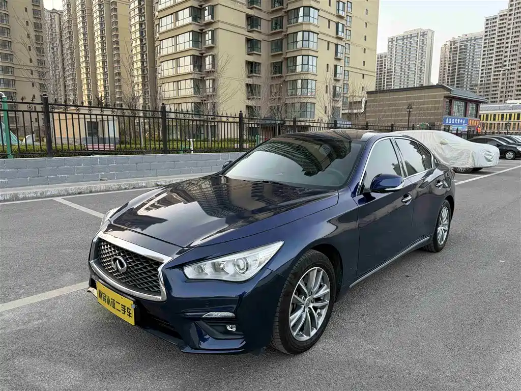 Infiniti Q50L 2018 2.0T Comfort (China VI)