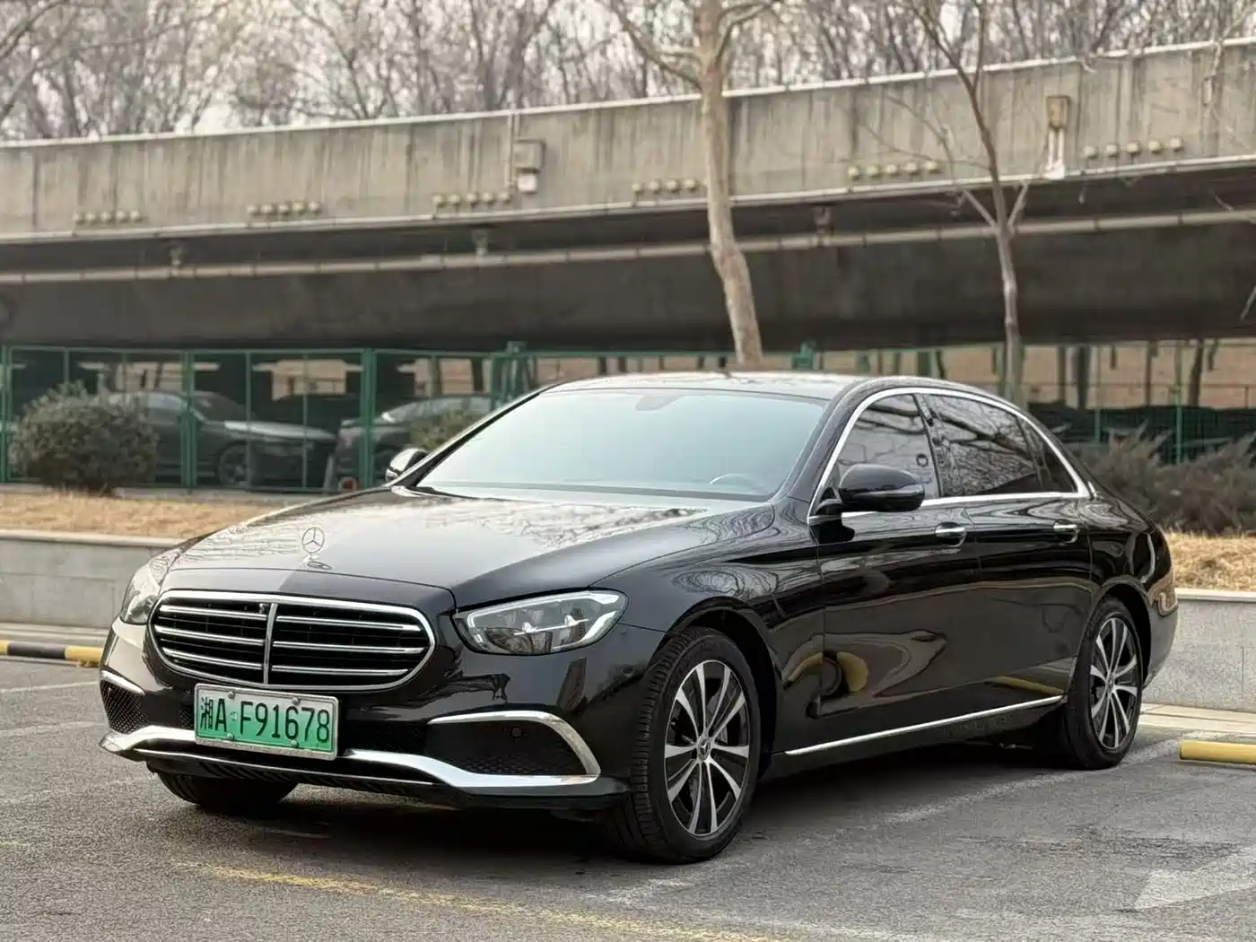 Mercedes-Benz E-Class New Energy 2023 E 350 e L Plug-in Hybrid Sport Sedan