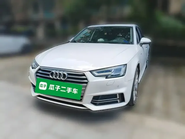 Audi A4L 2018 30th Anniversary 40 TFSI Fashion