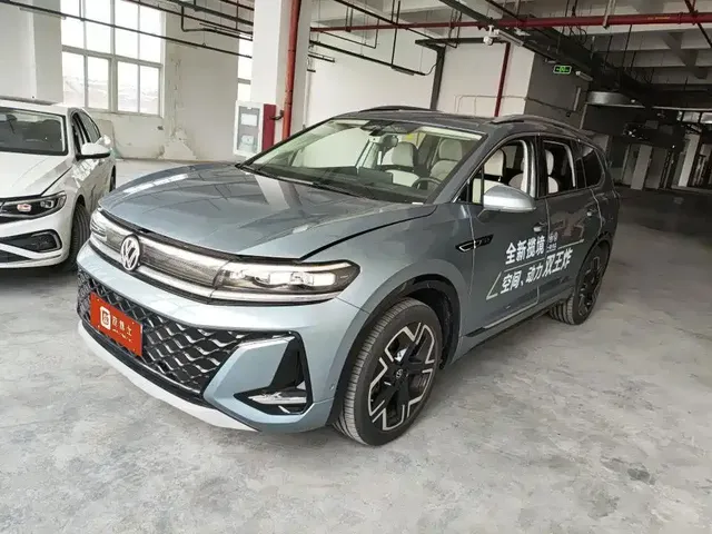 Volkswagen Talagon 2025 450TSI R-Line 6-Seater