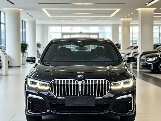 BMW 7 Series 2021 Model 740Li Leading M Sport Package