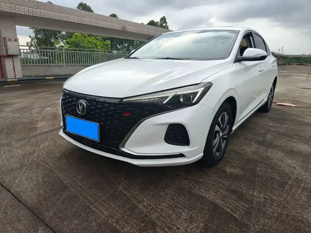 Changan Eado 2020 PLUS Blue Whale NE 1.4T GDI DCT Trend
