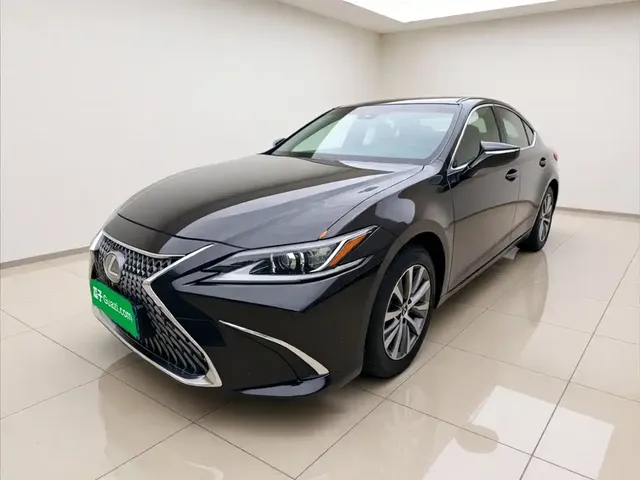 Lexus ES 2020 200 Excellence