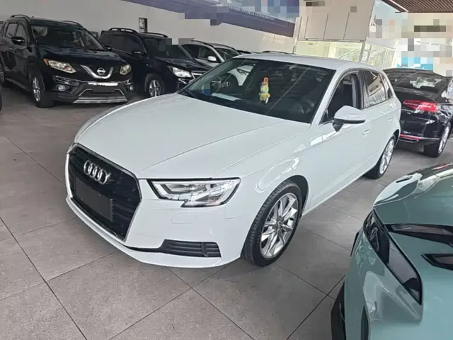 Audi A3 2018 30th Anniversary Sportback 35 TFSI Progressive