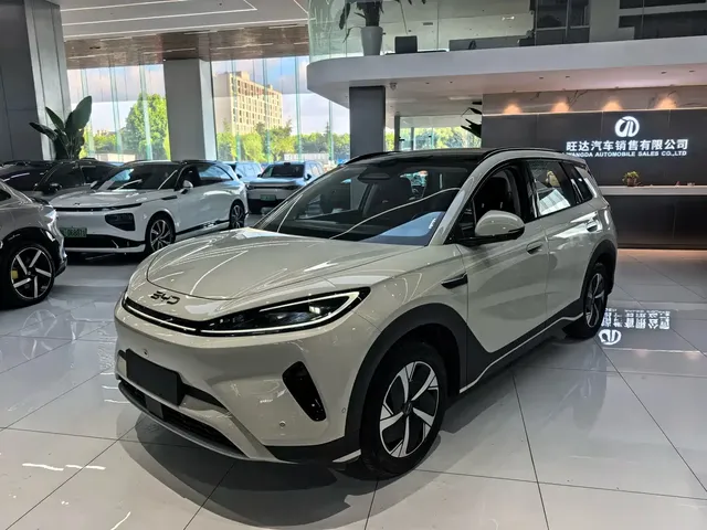 BYD Hai Shi 05 EV 2025 520KM Smart Navigation Edition