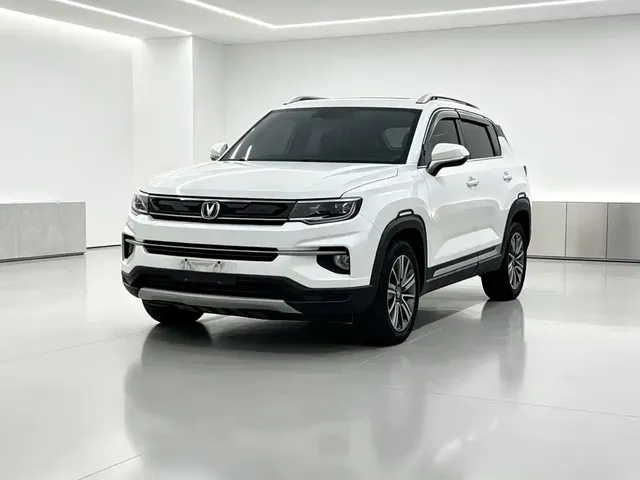 Changan CS35 PLUS 2018 1.6L Manual Cool Connect China V