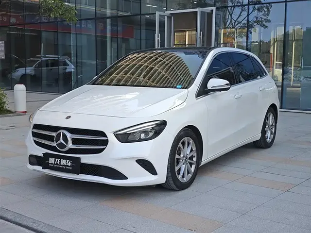 Mercedes-Benz B-Class 2021 B 200 Fashion