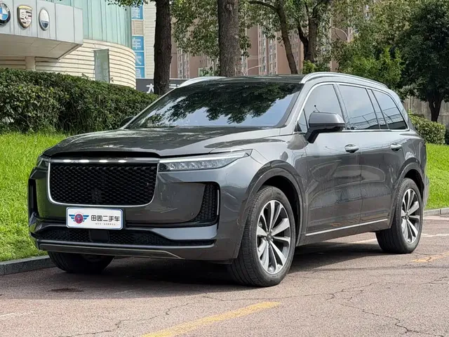 Li Auto Li ONE 2020 Extended Range 6-seater