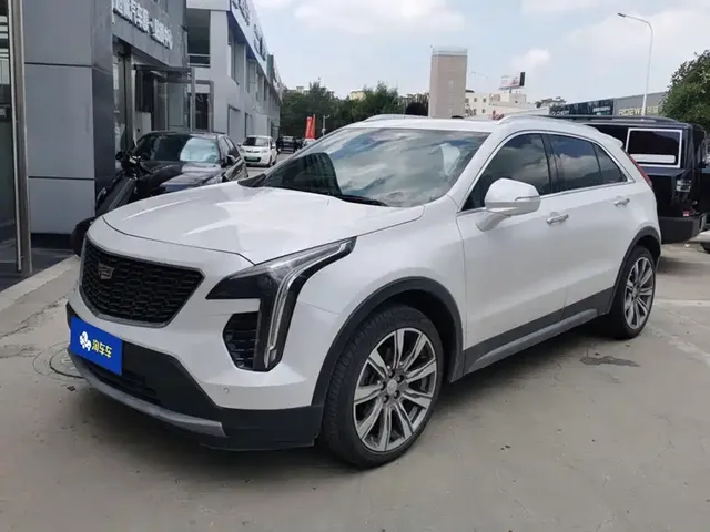Cadillac XT4 2018 28T AWD Platinum Edition
