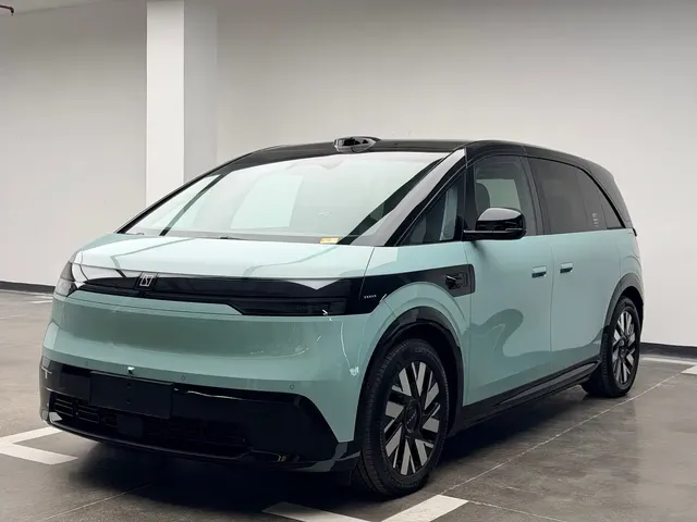 ZEEKR MIX 2025 Long Range Intelligent Driving Edition