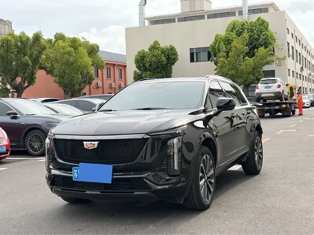 Cadillac XT5 2026 2.0T Luxury Model
