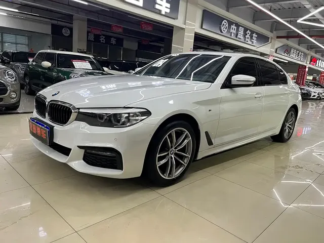BMW 5 Series 2019 525Li M Sport Package