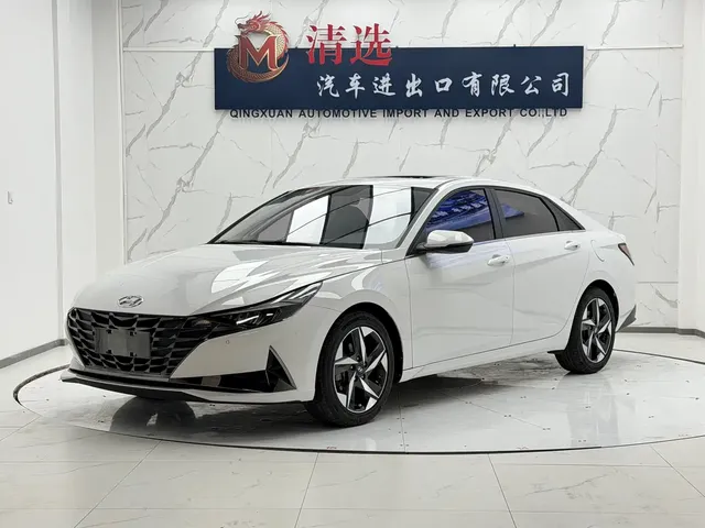 Hyundai Elantra 2022 1.5L CVT 20th Anniversary Edition