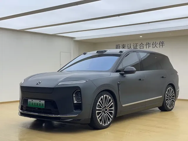 NIO ES8 2025 Base Model