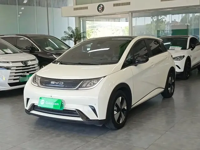 BYD Dolphin 2023 420km Fashion Edition