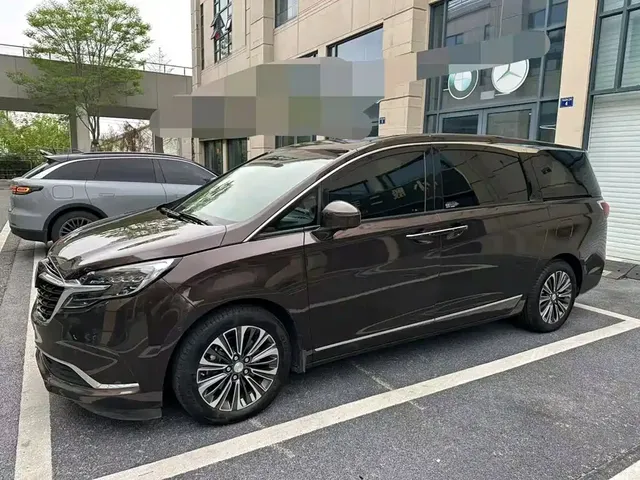 Buick GL8 2021 ES Landlord 653T Flagship