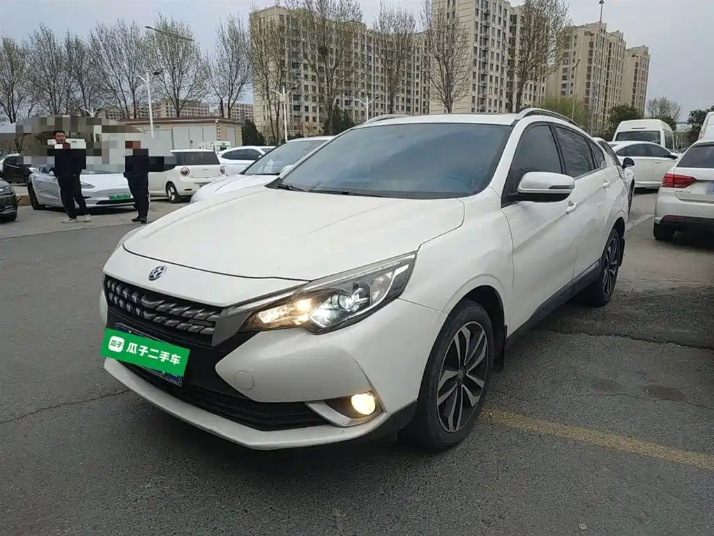 Venucia T90 2018 2.0L CVT Smart Connected Premium Edition China VI