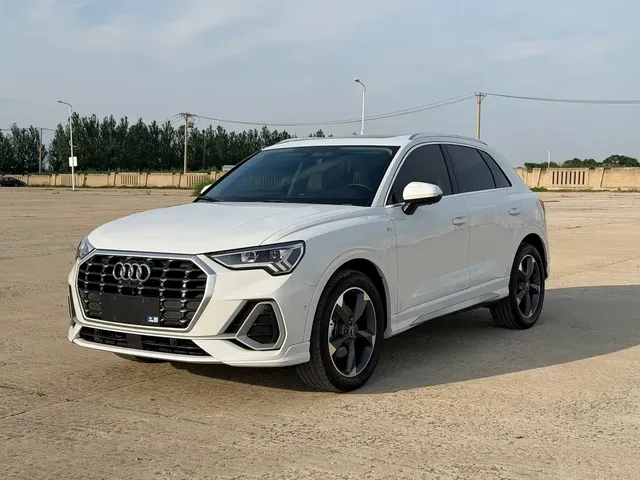 Audi Q3 2022 35 TFSI Fashion Dynamic