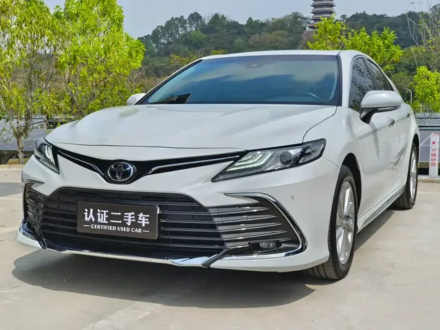 Toyota Camry 2023 2.0G Luxury Edition