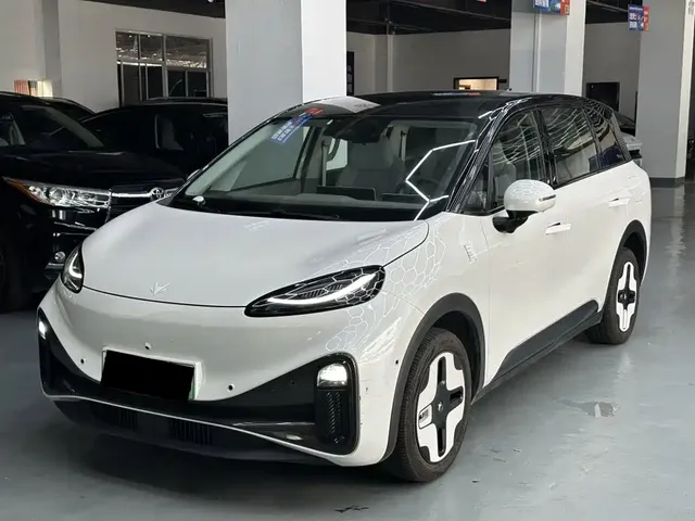 ARCFOX Koala 2023 Family Edition Pro