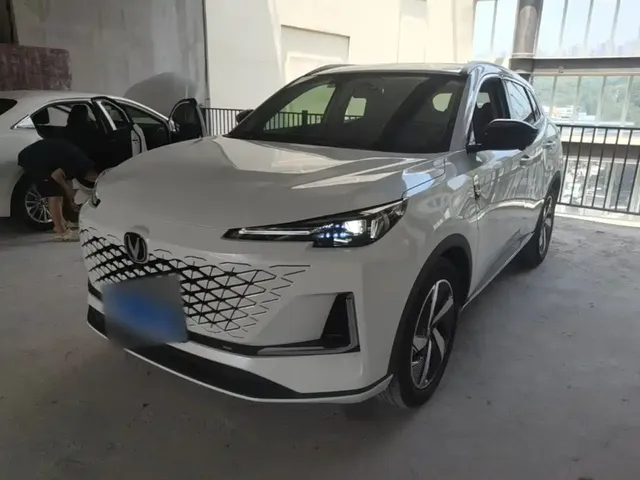 Changan CS55 PLUS 2025 3rd Gen Blue Whale 1.5T 500Bar Premium