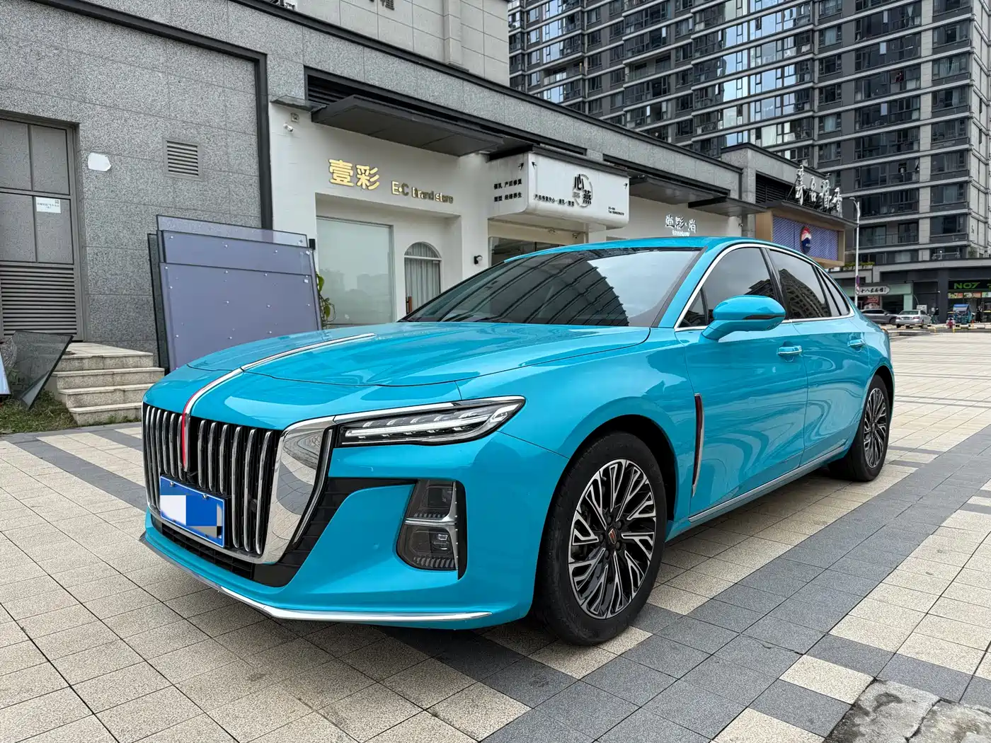 Hongqi H5 2024 2.0T Automatic Smart Connect Flag Leader Edition