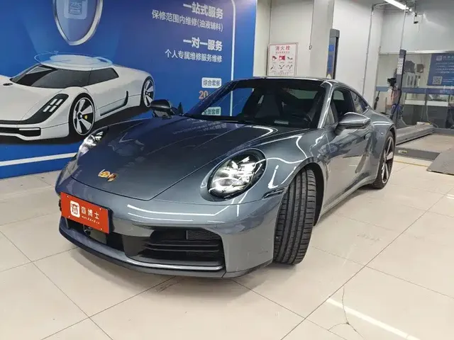 Porsche 911 2025 Carrera 3.0T