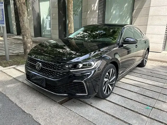 Volkswagen Passat 2022 330TSI Starlight Elite Edition