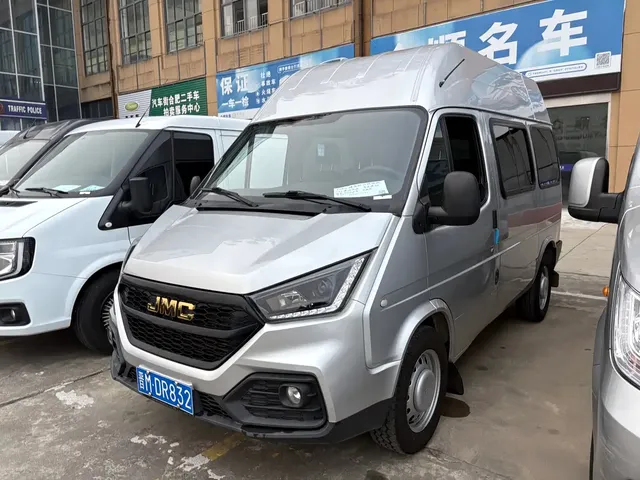 Jiangling Tesun 2021 2.8T Space King Taurus Edition Short Wheelbase Medium-high Roof 6-seater Diesel China VI JX493
