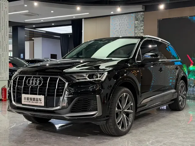 Audi Q7 2023 55 TFSI quattro S line Sport