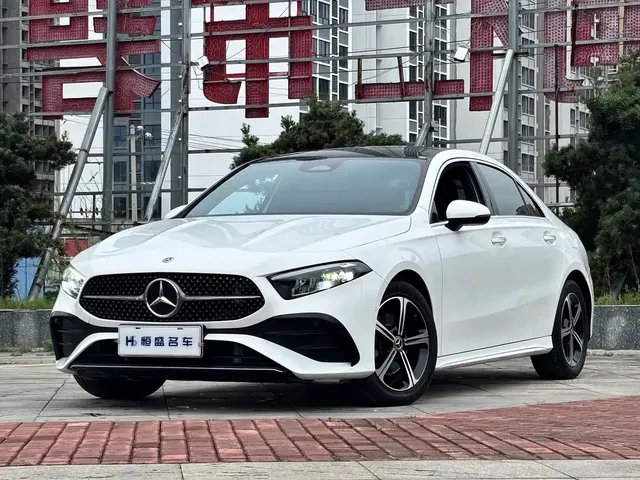 Mercedes-Benz A-Class 2023 A 200 L Fashion
