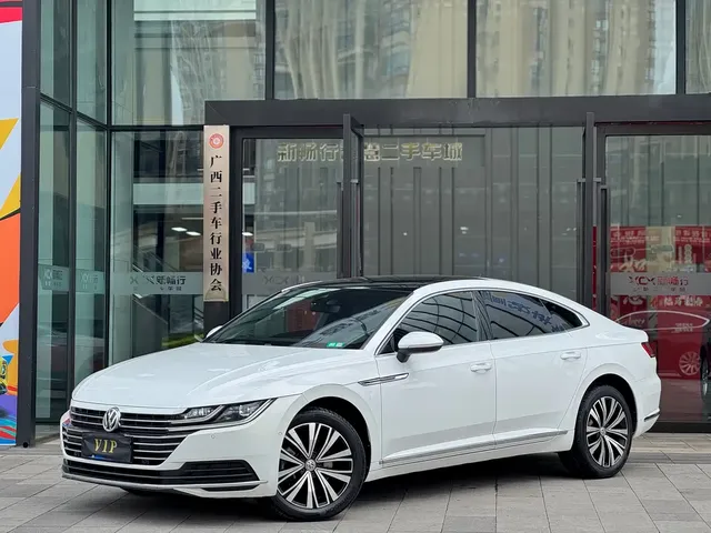 Volkswagen FAW-Volkswagen CC 2019 330TSI Charm Edition China VI