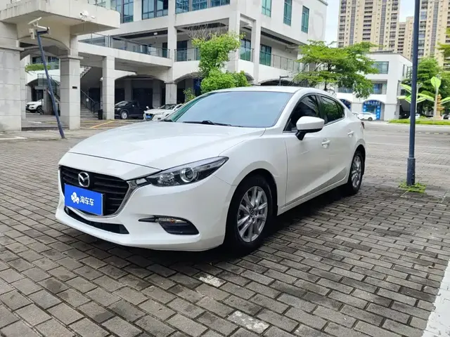 Mazda 3 Axela 2019 Cloud Control Edition Sedan 1.5L Auto Comfort China VI