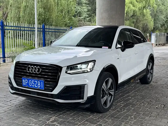 Audi Q2L 2020 35 TFSI Fashion Elegance Model
