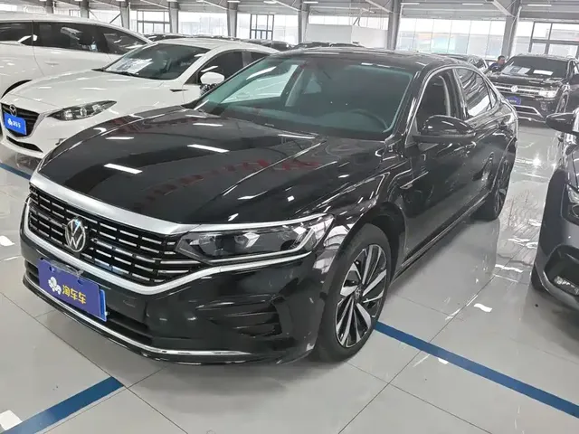 Volkswagen Passat 2022 330TSI Starlight Elite Edition