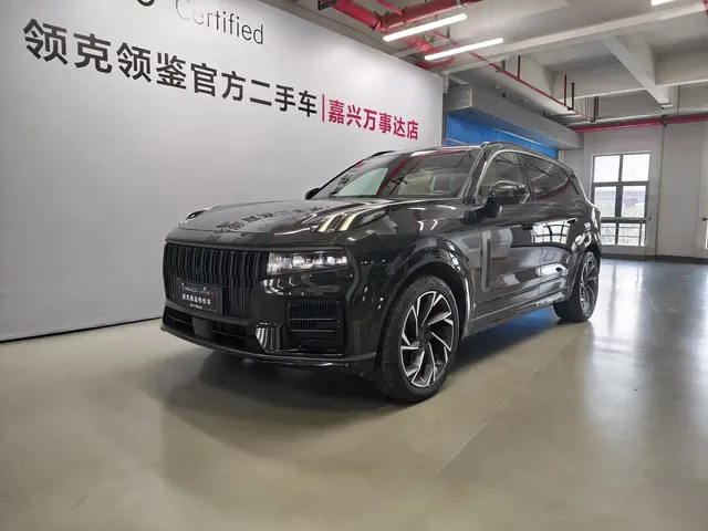 Lynk & Co 09 2021 2.0T Halo 7-seater
