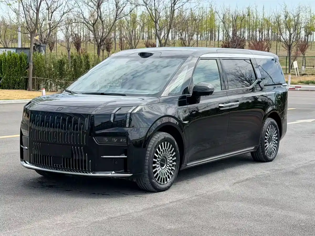 ZEEKR 009 2024 7-Seat Aisle AWD Version 108kWh