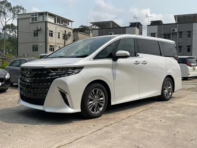 Toyota Alphard 2023 Dual Hybrid 2.5L Ultimate Gold Edition