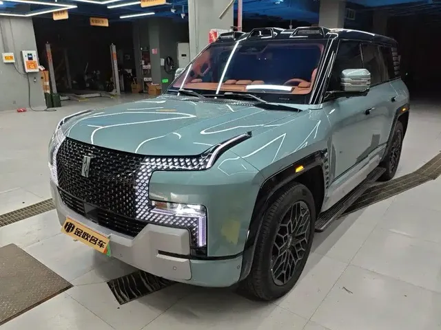Yangwang U8 2023 Luxury Edition
