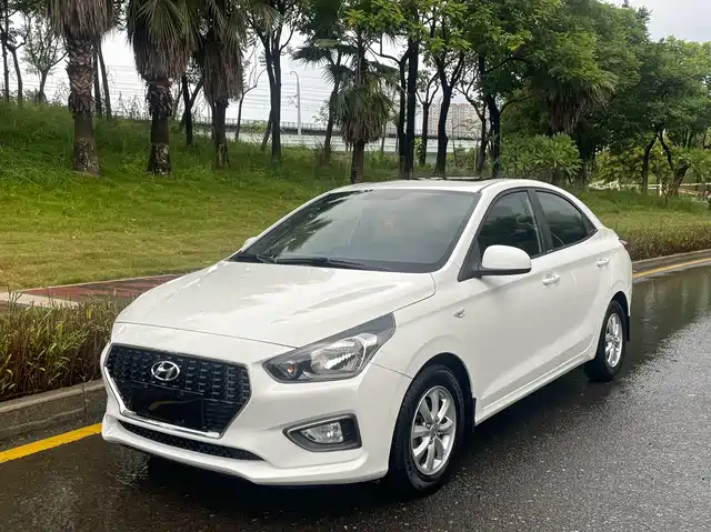 Hyundai Verna 2017 1.4L Auto Jump Edition (China V)