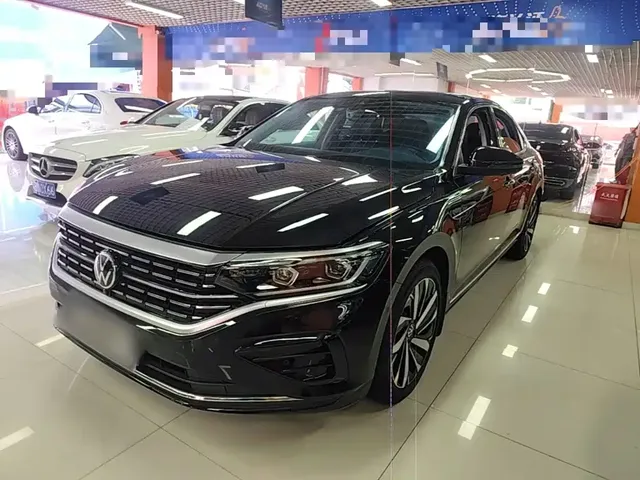 Volkswagen Passat 2024 380TSI Luxury