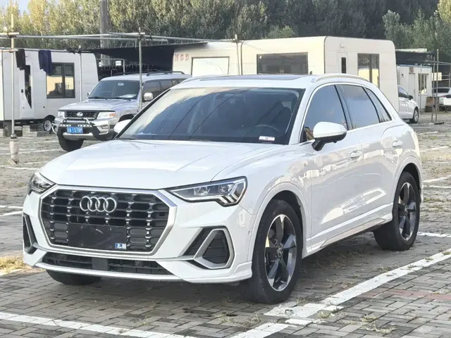 Audi Q3 2022 35 TFSI Fashion Dynamic
