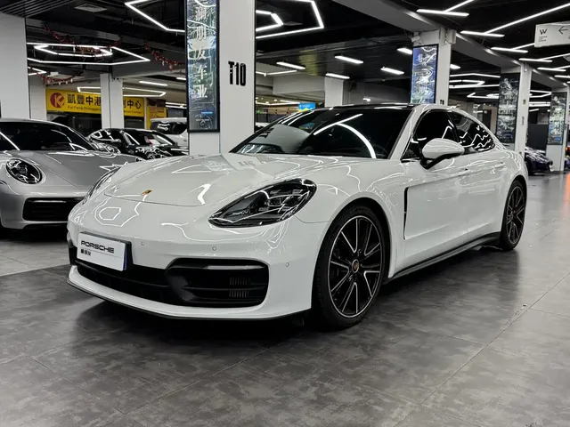 Porsche Panamera 2023 Panamera 2.9T Platinum Edition