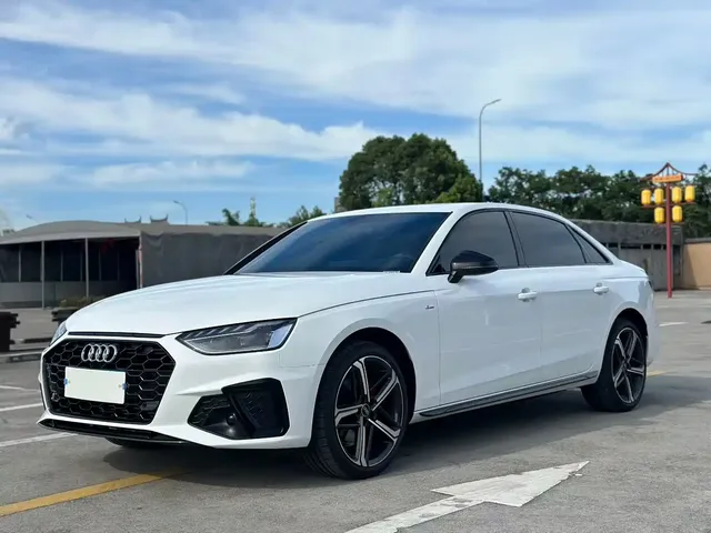 Audi A4L 2025 Model Year Facelift 2 Million Celebration Edition 40 TFSI Luxury Dynamic