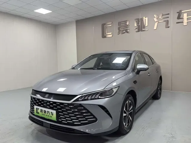BYD Qin PLUS 2025 DM-i Smart Drive Edition 120KM Surpassing Type