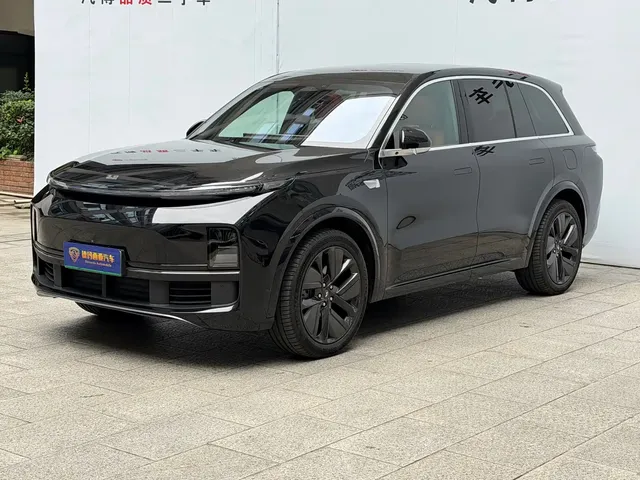 Li Auto Li L8 2023 Pro
