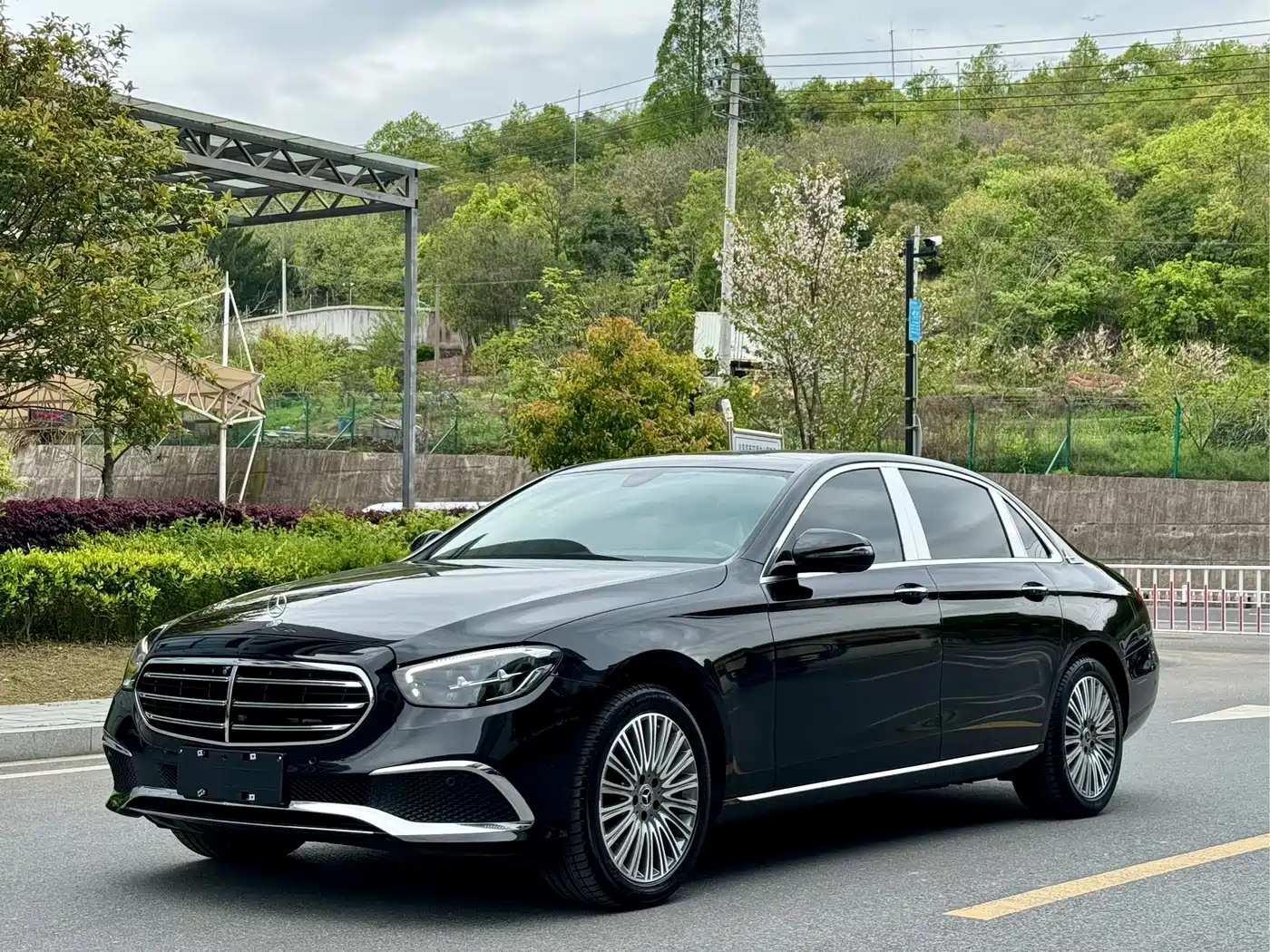Mercedes-Benz E-Class 2022 E 300 L Luxury
